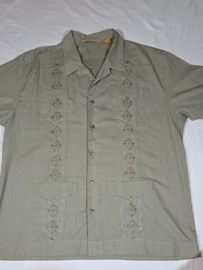 Havanera Co. Men's Guayabera Shirt Size XXL embroidery and Four Patch Pocket